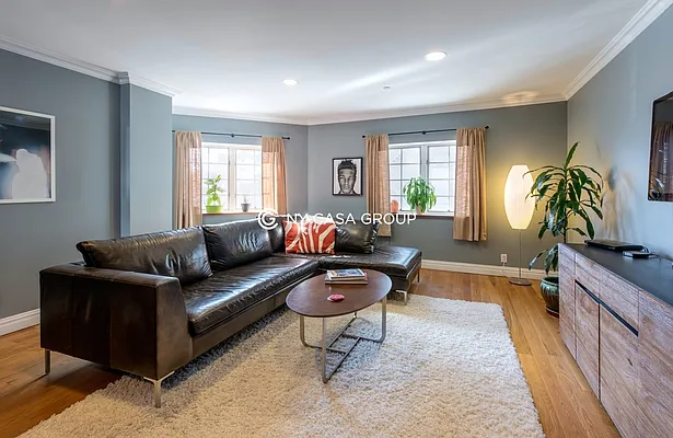Sold by NY Casa Group | media 7
