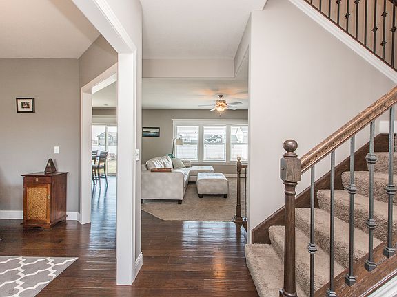 4th image of 5711 Sugarberry Ave