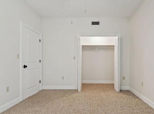1555 Lake Ave, Metairie, LA 70005