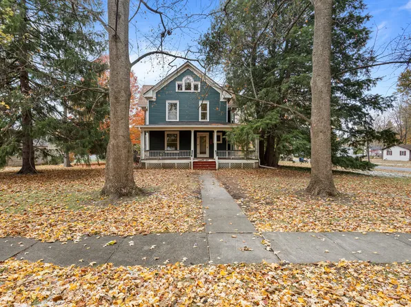 302 S Main St, Mansfield, IL 61854