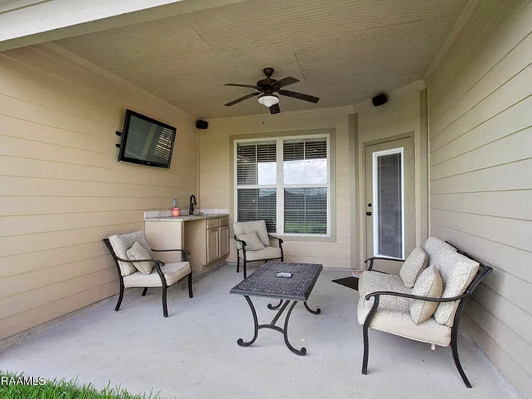 204 Crenshaw Dr — Photo 19