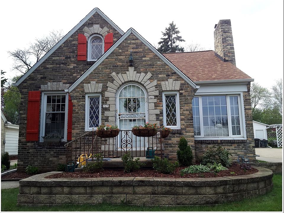 225Wauwatosa