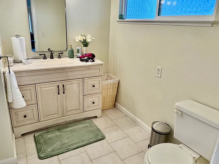 14601 Charter Oak Blvd — Photo 6