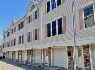 47 Chestnut St APT 5, Waltham, MA 02453