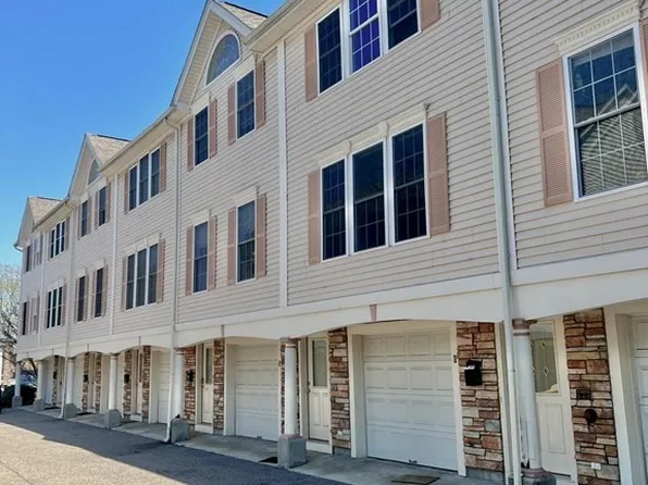 47 Chestnut St APT 5, Waltham, MA 02453