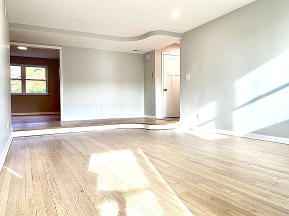 5th image of 118 Marcy St #1004