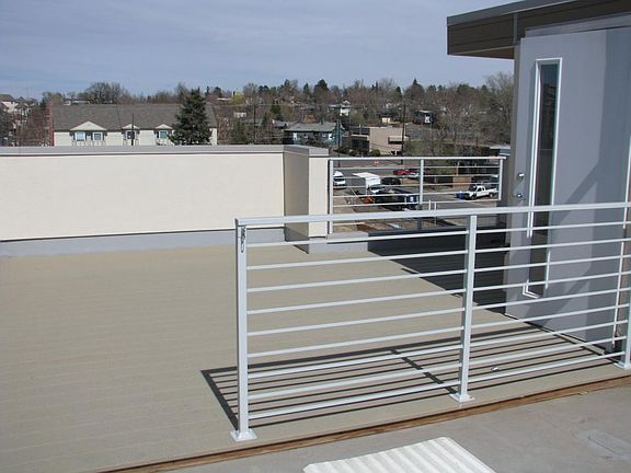 Rooftop Deck!