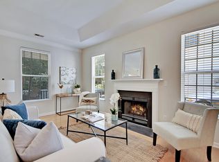 1498 Swamp Fox Ln, Charleston, SC 29412