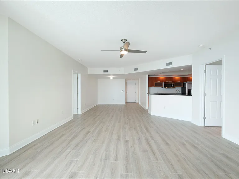 241 Riverside Dr #1006 — Photo 14