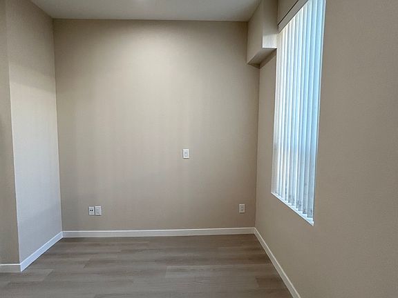 4th image of 1010 Grant Ave #36