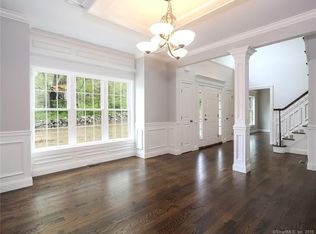 4 Serene Way, Newtown, CT 06470