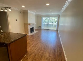 2414 S Barrington Ave #108, Los Angeles, CA 90064