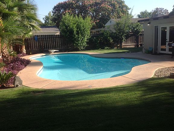 4th image of 3034 N Thorne Ave