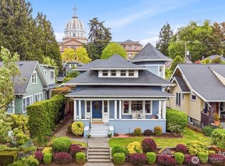 726 20th Ave E, Seattle, WA 98112