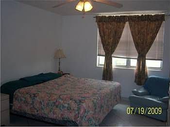 4th image of 9125 SW 77th Ave #610