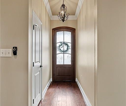 4th image of 5319 Barberry Ln