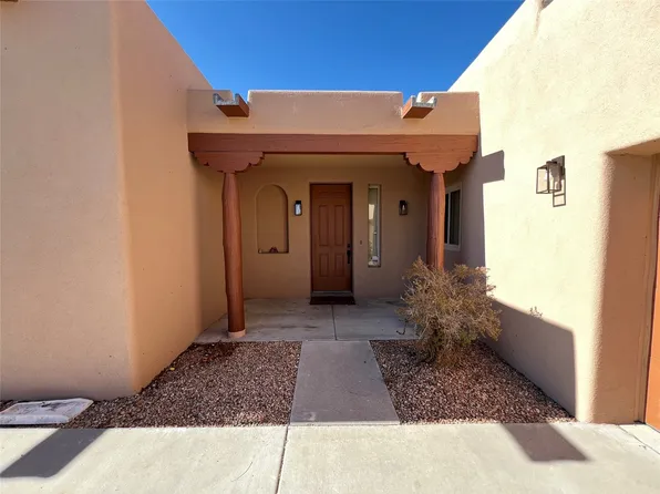 6817 Sunset Cir, Santa Fe, NM 87507