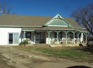 631 Maple Rd, Uniontown, KS 66779