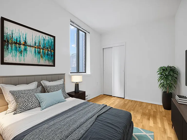 434 W 19th St #8-E — Photo 2