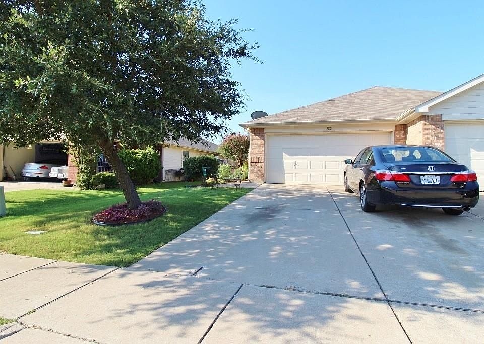 1st image of 480 Brookbank Dr