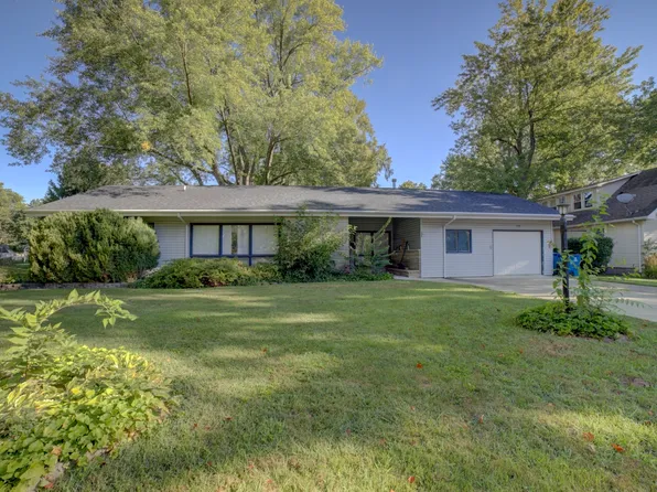 508 E Grant St, Watseka, IL 60970