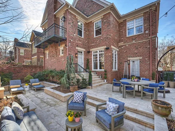 1124 Dilworth Crescent Row, Charlotte, NC 28203