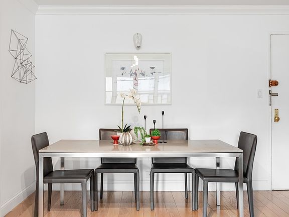 3rd image of 155 E 38th St APT 10K