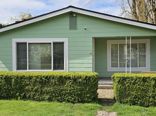 9755 57th Ave S, Seattle, WA 98118
