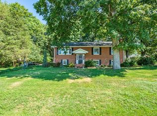 7498 Deborah Dr, Mechanicsville, VA 23111