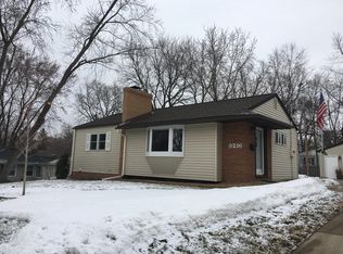 3216 Noble Ave N, Golden Valley, MN 55422