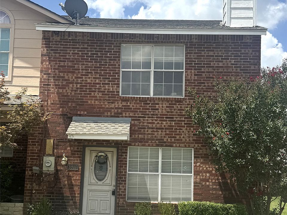 1st image of 3917 Brandon Park Dr