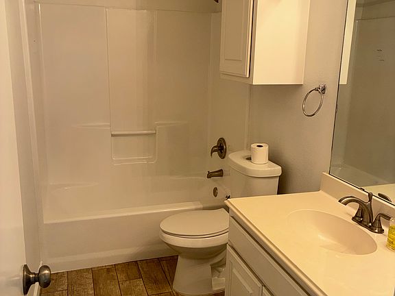 Second bathroom.