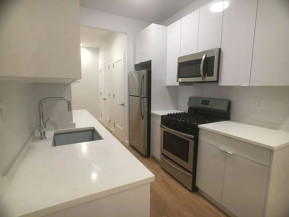 1st image of 513 E 75th St #5