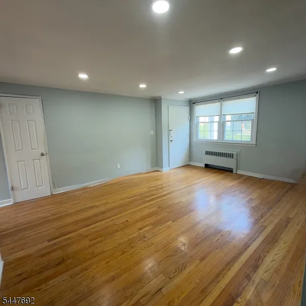 1 bed, 1.0 bath, $1,895 — Photo 3
