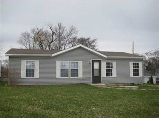 1921 Dykstra St, Goshen, IN 46528