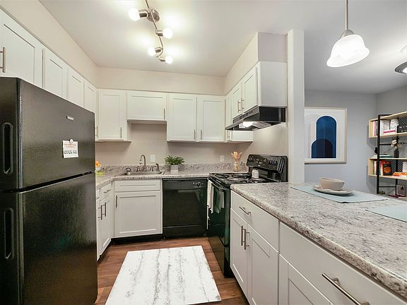 2nd image of 3507 Dayton Blvd APT D08