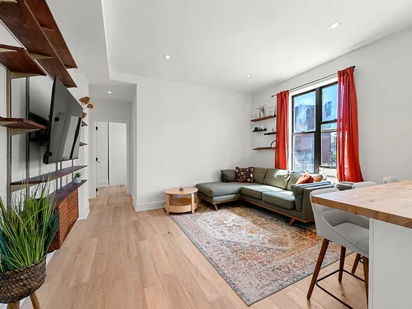 834 Riverside Dr APT 6E, New York, NY 10032