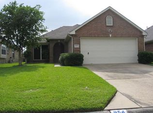 954 Peach Blossom Dr, Pearland, TX 77584