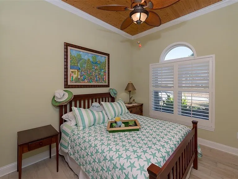 208 Somerset Ct — Photo 22