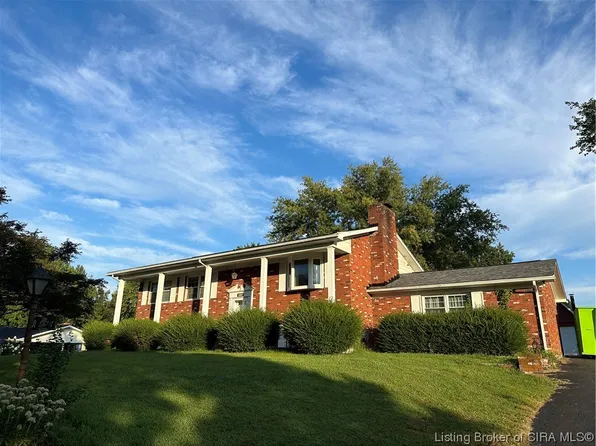 2811 Diana Drive, Sellersburg, IN 47172