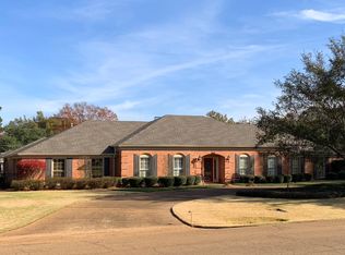 1208 Hemingway St, Greenwood, MS 38930