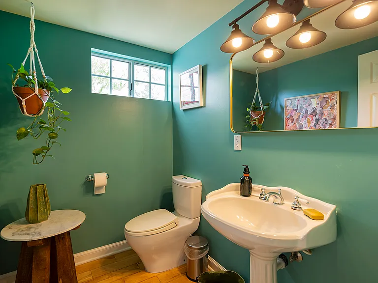Loma Dr — Photo 11