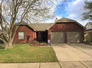 4407 Morris Dr, Pearland, TX 77584
