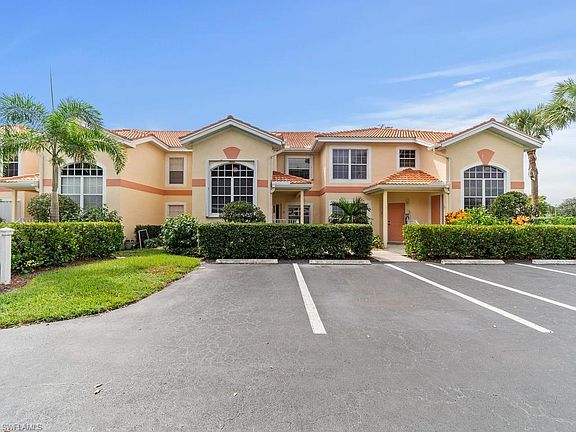 3rd image of 2526 Orchid Bay Dr APT 203