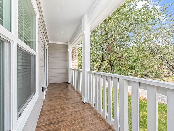 5th image of 100 Fidelity St #1