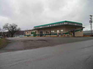 373 SW 1st St, Paoli, IN 47454