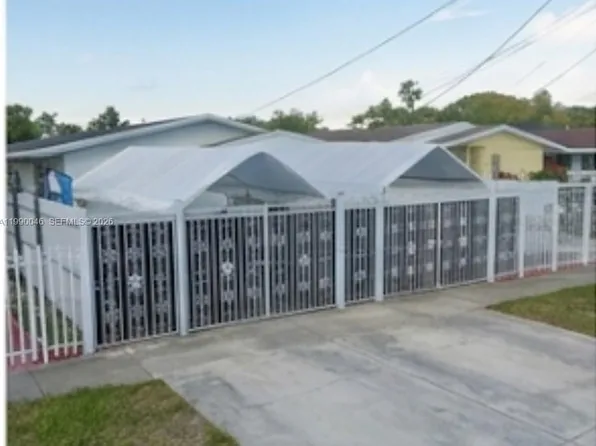 2373 NW 33rd St, Miami, FL 33142