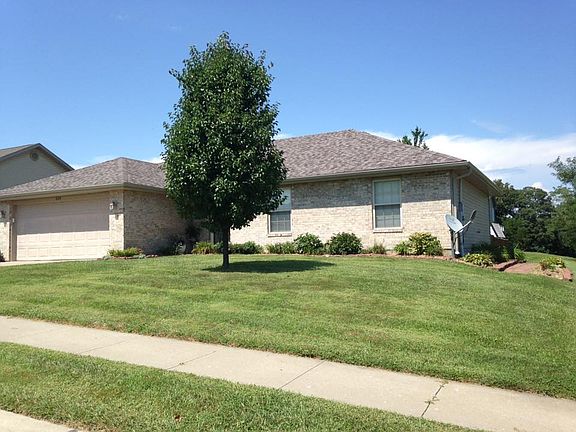2nd image of 629 Woodland Park Dr