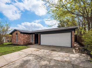 5637 De Cory Rd, Fort Worth, TX 76134