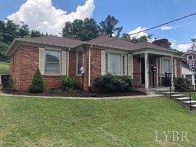 2nd image of 3807 Cambria St